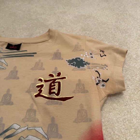 WOMEN'S BEAUTIFUL MULTI COLORED TEE  TOP WITH SEQUINS BY TAU,  SIZE: LARGE - Picture 7 of 12